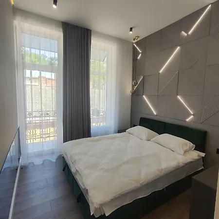 M&d Old City, Pylnykarska Str Διαμέρισμα *
