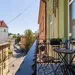 M&d Old City, Pylnykarska Str